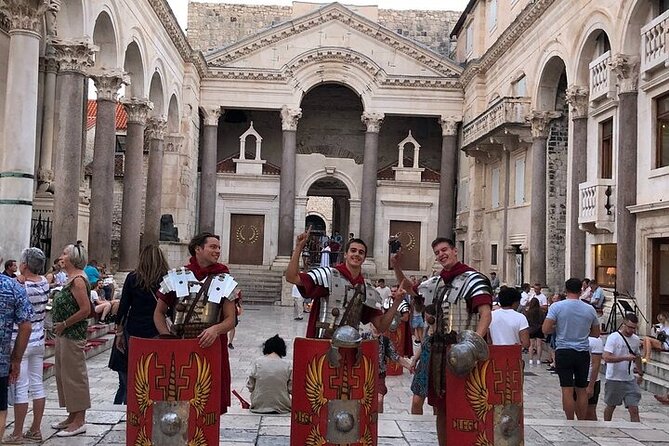 Private History Split Walking Tour in Spanish - Tour Details