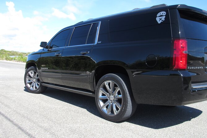 Private Luxury SUV Transfer Providenciales Airport (ONE WAY) - Pickup and Drop-off