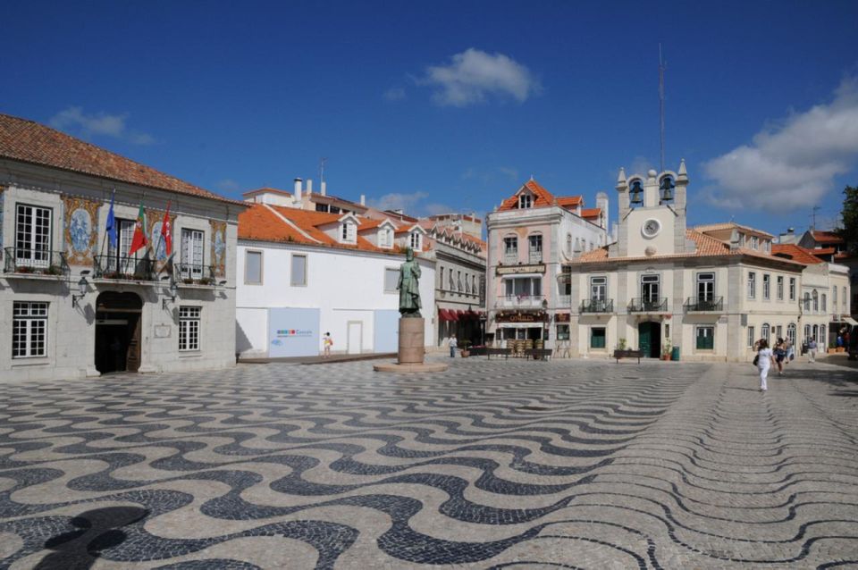 Private Panoramic Tour to Sintra and Cascais From Lisbon - Pickup and Transport to Sintra