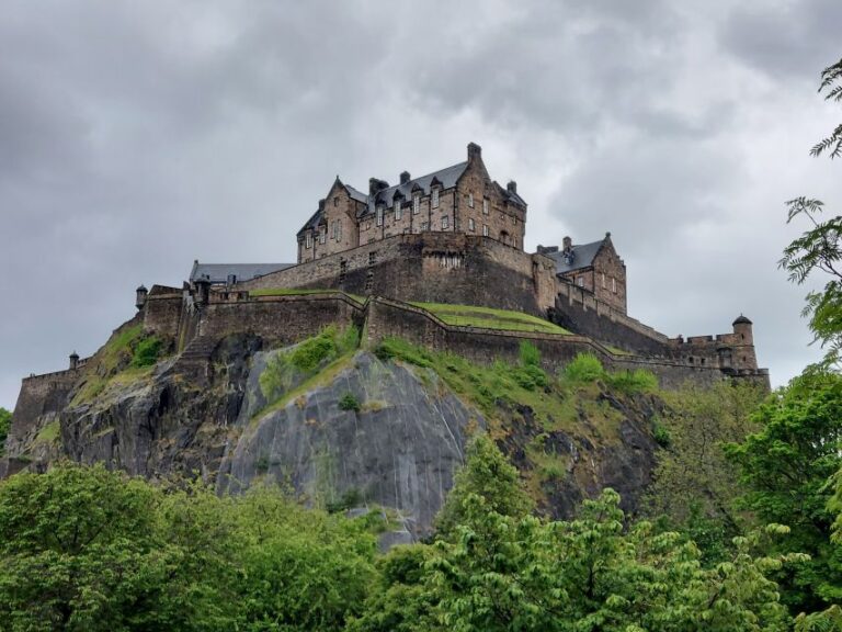 Private Tour: History And Mystery In Edinburghs Old Town Exploring The Royal Mile