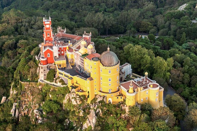 Private Tour - Sintra and Cascais(Luxury) - Exploring the Pena Palace