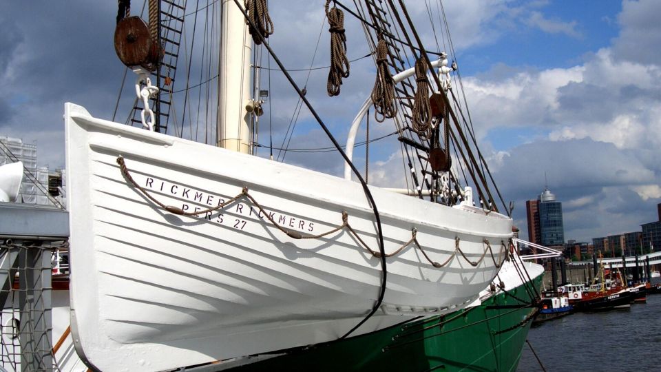 Rickmer Rickmers Museum Guided Tour With Transfers - Tour Overview