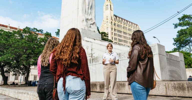 San Antonio: Small Group Night Tour With River Walk Cruise Tour Highlights