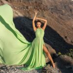 Santorini: Flying Dress © Photoshoot Express Package Overview And Pricing