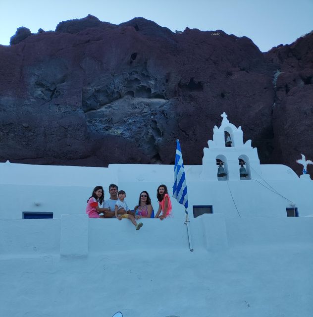 Santorini: Private Sightseeing Tour With Local Guide - Tour Overview