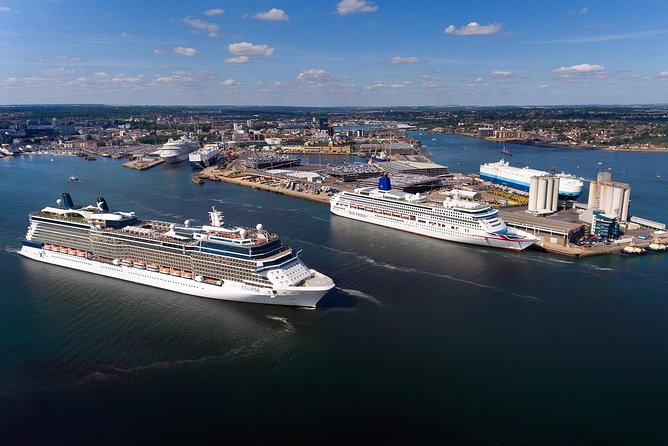 Shared Ride From London or Heathrow to Southampton Cruise Port - Featured Amenities