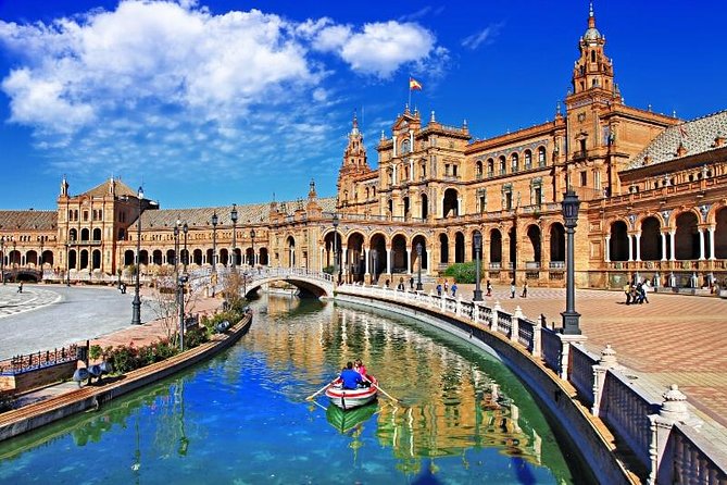 Small Group Granada and Alhambra Tour From Seville - Guided Tour From Seville