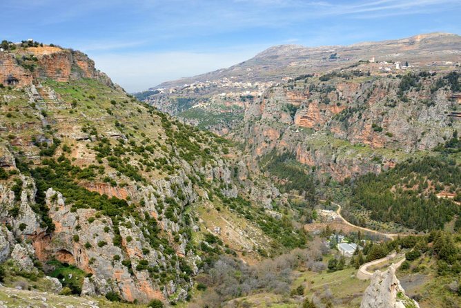 Small-Group Tour With Lunch to Qadisha Valley, Bcharre and Cedars - Itinerary Highlights