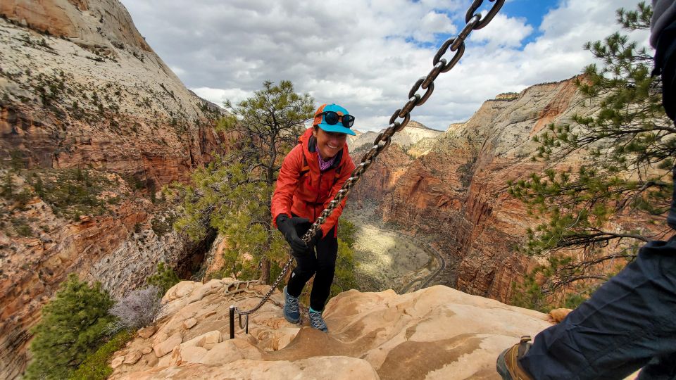 Springdale: Angels Landing Summit Guided Hike With Permit - Experience Overview