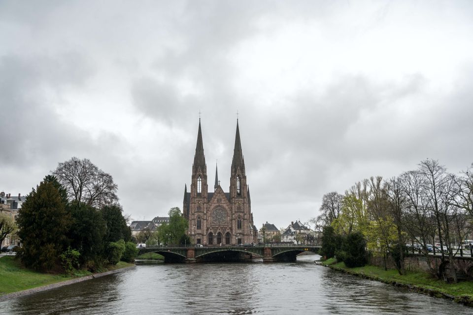 Strasbourg: Cathedral Official Digital Audio Guide - Cathedral History and Architecture