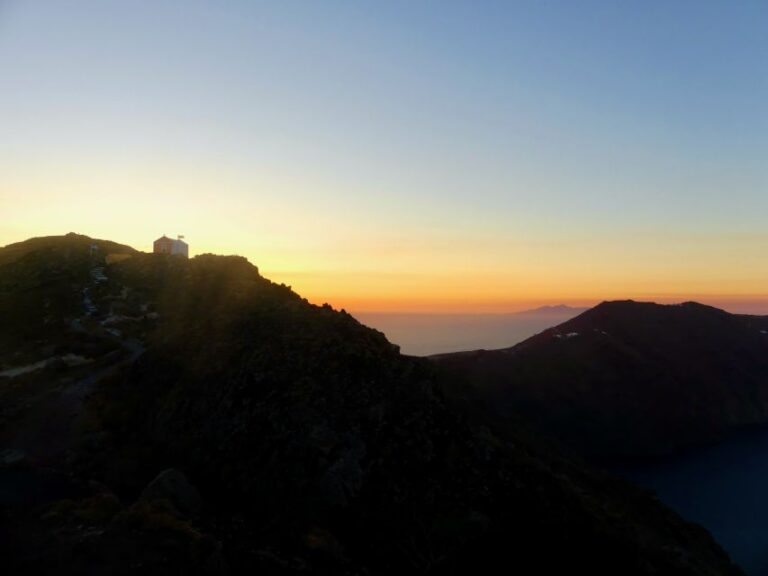 Sunrise Caldera Hike With Snacks Activity Overview