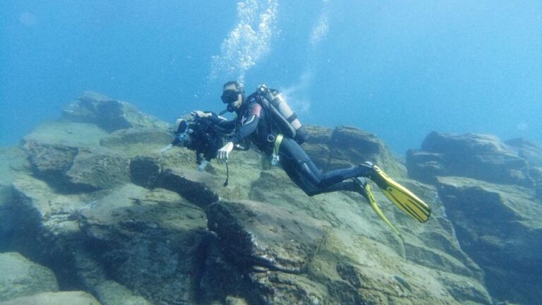 Tenerife; Discover Scuba Diving Pool And Boat Max 2 Students Activity Overview