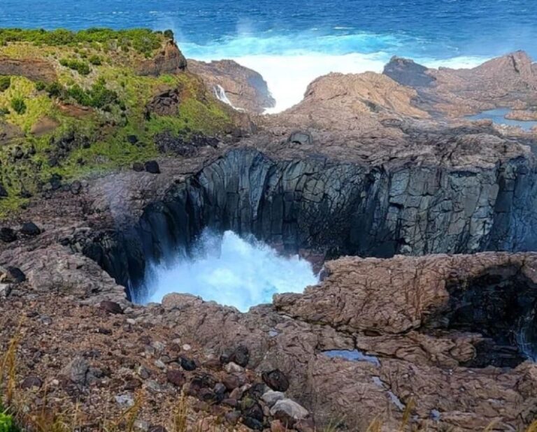 Third Island: Hiking Trail Bays Of Agualva Hiking Experience