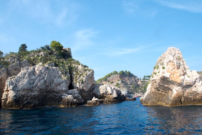 Tour to Taormina Bay, Isola Bella, and Naxos - Tour Overview