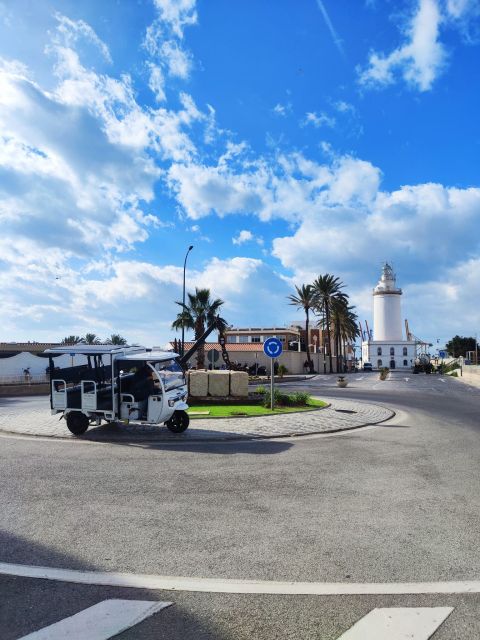 Valencia: City Highlights Guided Tuk-Tuk Tour - Tour Overview