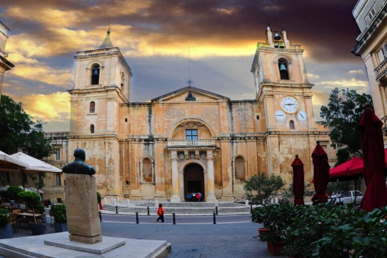 Valletta City Tour: St. Johns Cathedral, Malta Experience Valletta City Tour Highlights