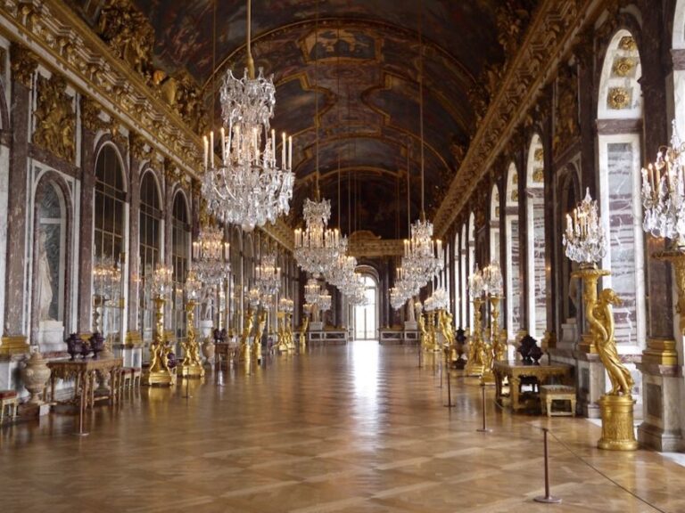 Versailles Palace & Gardens Tour With Gourmet Lunch Tour Overview