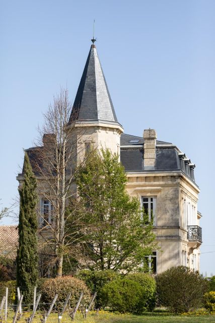 Visit & Tasting Château Yon-Figeac Grand Cru Classé - Location and Access