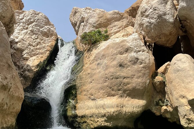 Visit Wadi Shab for a Full Day From Muscat - Overview of Wadi Shab