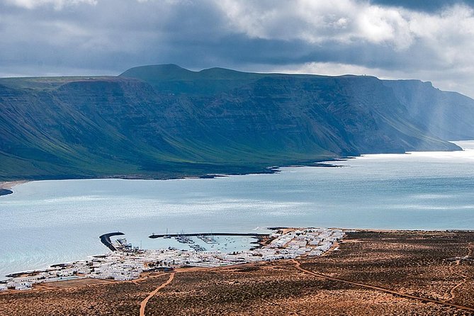 Walking Tour Through La Corona Volcano and Famara Cliff - Tour Overview