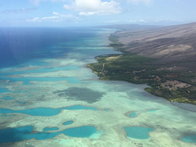 West Maui And Molokai Special 45 Minute Helicopter Tour Aerial Exploration Of West Maui