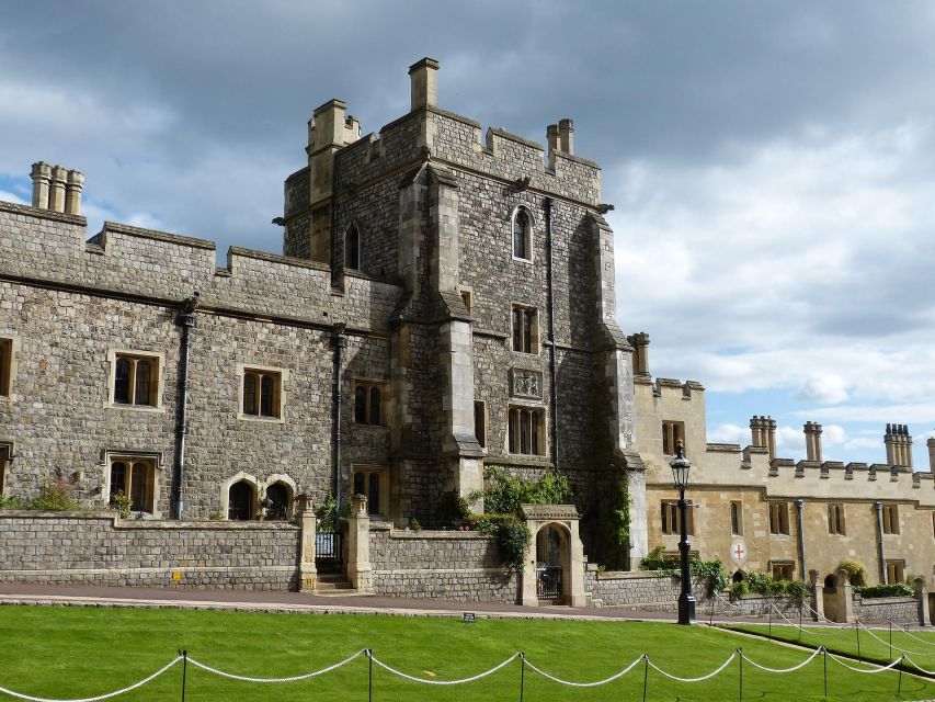 Windsor Castle Oxford Cotswold Private Tour With Entry - Tour Overview