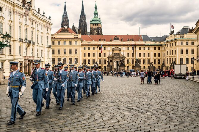 1-Hour Introductory Tour of Prague Castle With Fast-GET Admission Ticket - Inclusions and Logistics