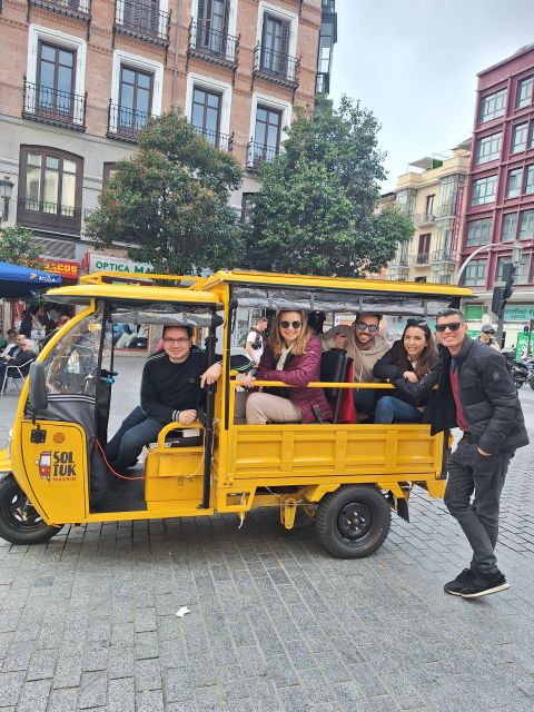 2-Hour Tuk Tuk Tour of the Best of Madrid With Audio Guide - Tour Experience and Itinerary