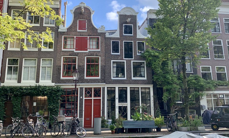 Amsterdam: Inner City Bike Tour German or English (Private) - Itinerary and Highlights