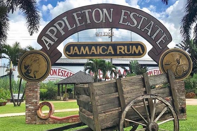 Appleton Estate Rum Private Tour - Complimentary Rum Bottle