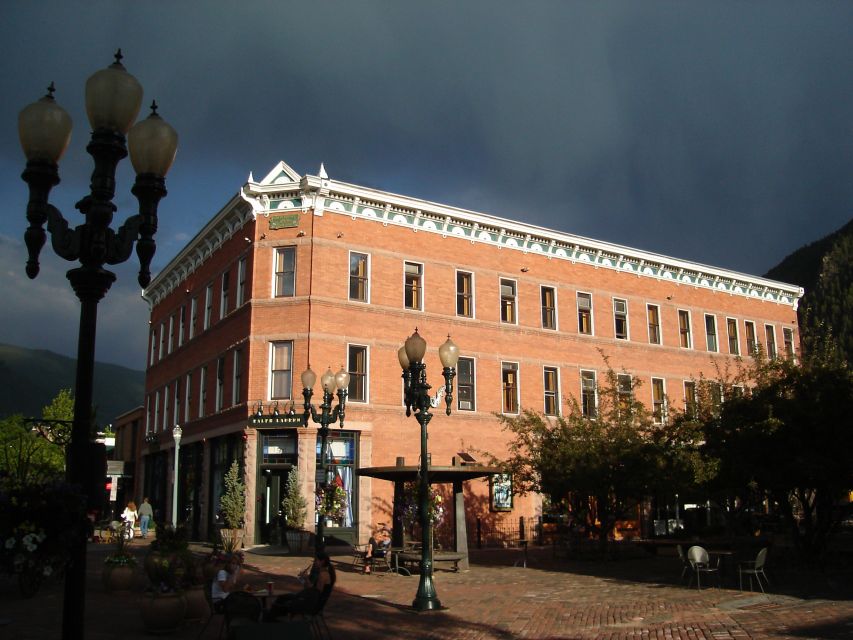 Aspen: Dark History Ghost-Themed Guided Walking Tour - Tour Experience