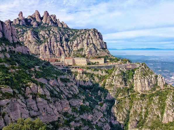 Barcelona Highlights and Montserrat With Cog-Wheel Train - Inclusions