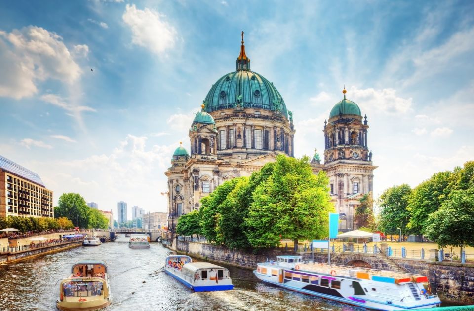 Berlin and Hamburg: Shore Excursion Tour Package - Destination: Berlin