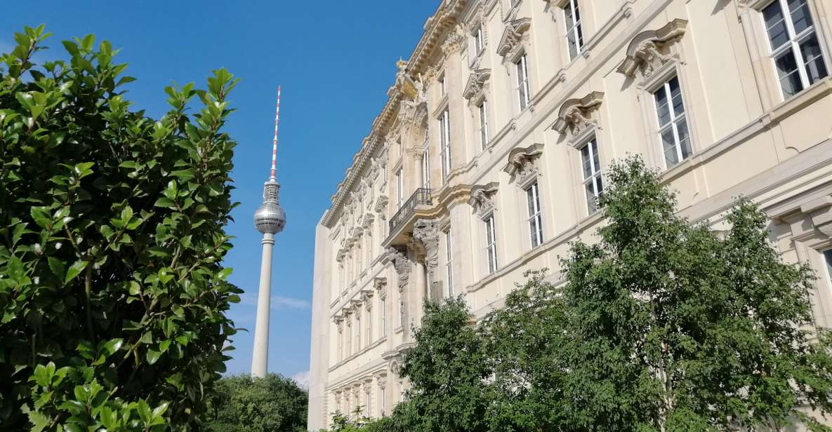 Berlin: Guided Tour of the Historical Center - Duration and Languages