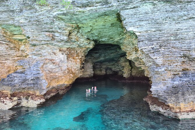 Bermuda Private Boat Charter: Snorkel, Cliff Jumping & Sightseeing - Booking Confirmation and Accessibility