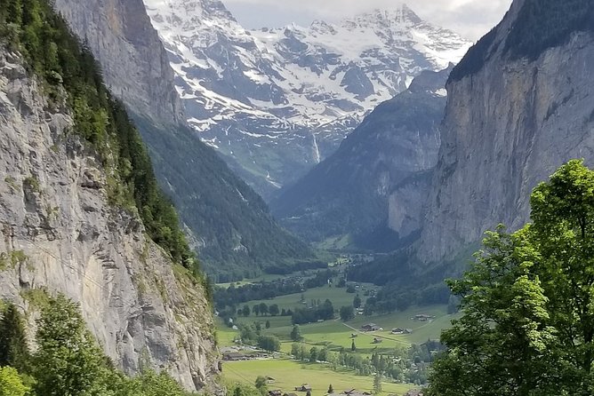 Best of Bernese Oberland Tour From Interlaken - Group Details