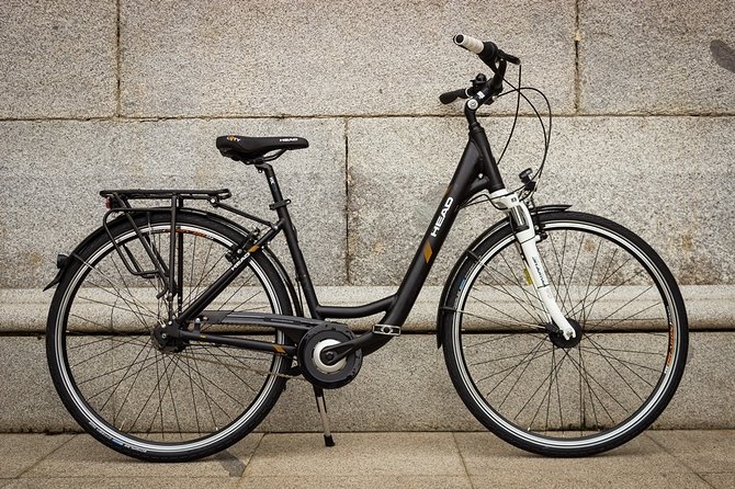 Bike Rental in Madrid - Bike Features and Inclusions