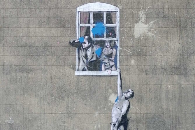 Bristol Banksy Street Art Graffiti Quest Experience - Key Features