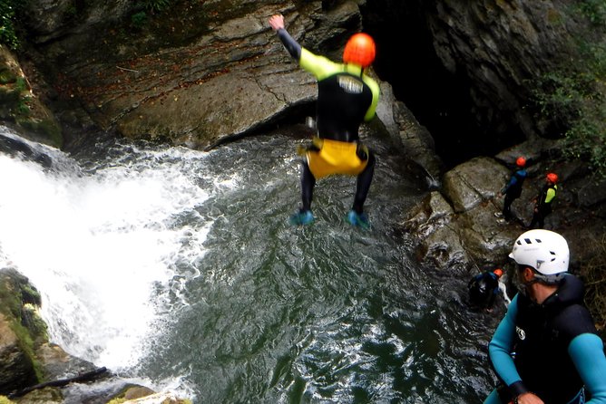 Canyoning Discovery of Furon Bas in Vercors - Grenoble - Meeting and End Points