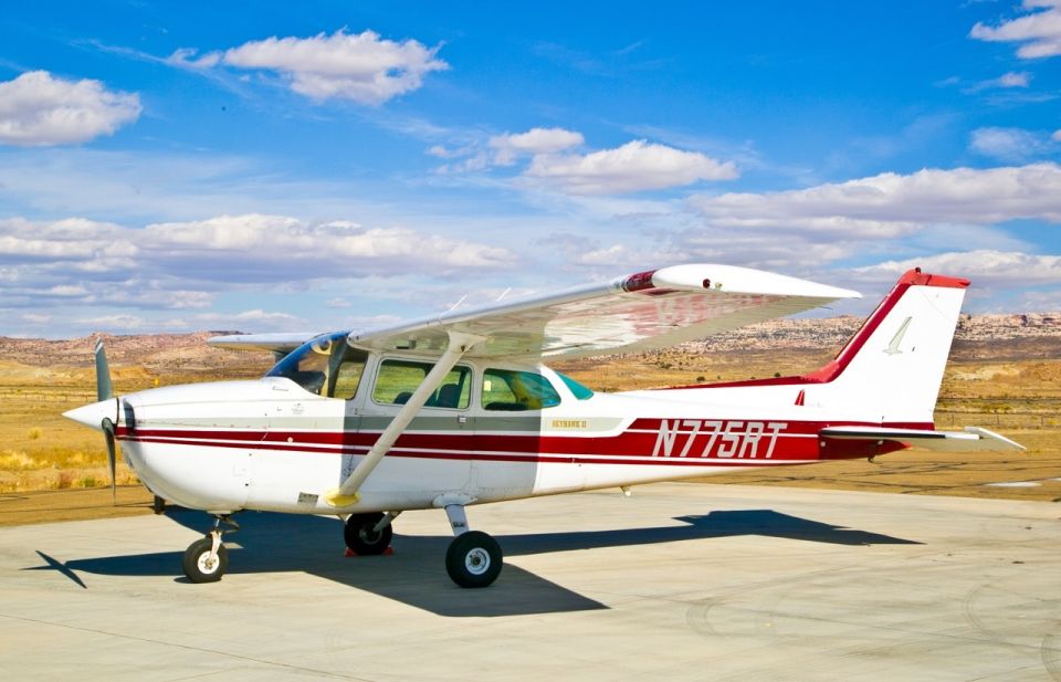 Canyonlands and Arches National Park: Scenic Airplane Flight - Capturing the Grandeur From Above