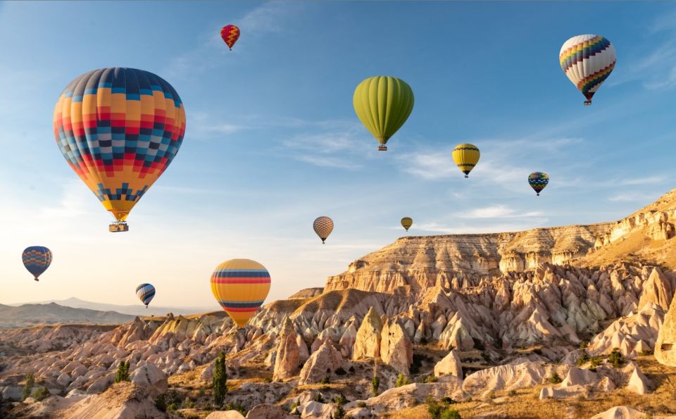 Cappadocia: Sunrise Balloon Watching Tour With Photographer - Balloon Watching Experience