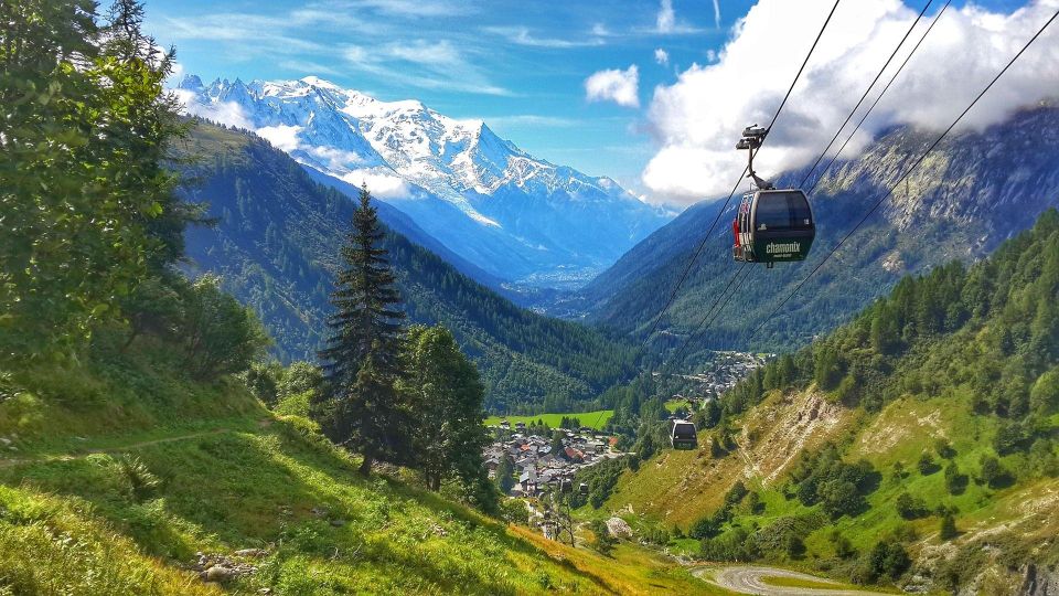 Chamonix: Private Guided Walking Tour - Legacy of Compagnie Des Guides