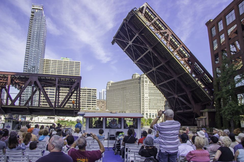 Chicago: 45-Minute Family-Friendly Architecture River Cruise - Experience Highlights