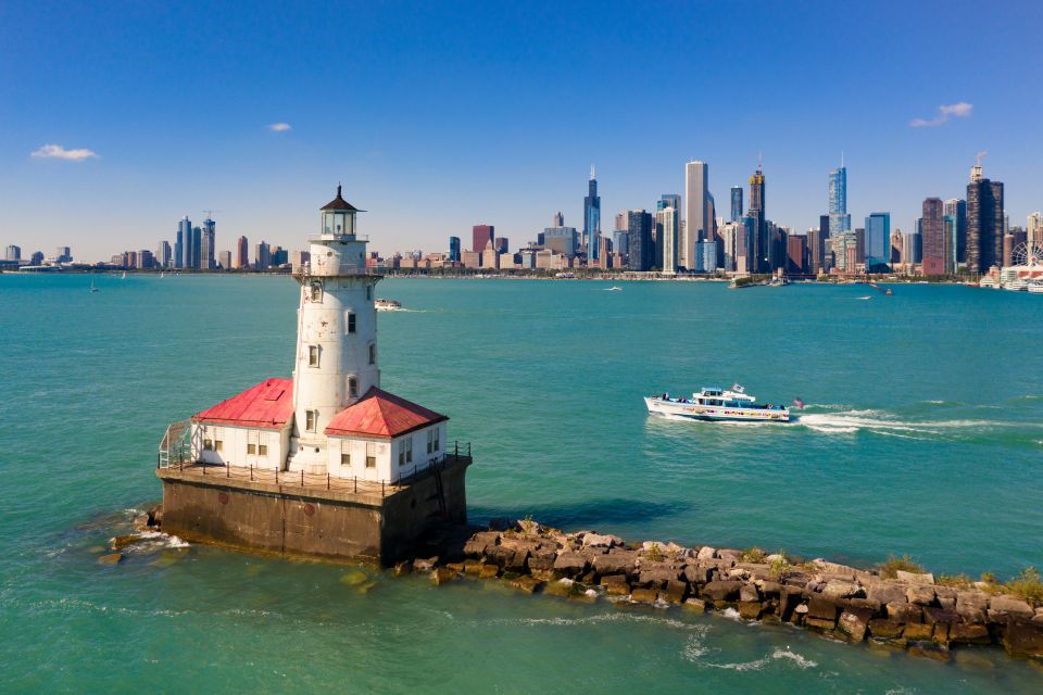 Chicago: Family Fun Urban Adventure River and Lake Cruise - Experience Highlights