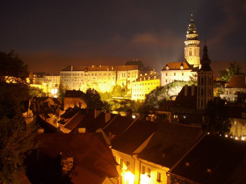 Czech Krumlov: Night Walking Tour With a Professional Guide - Explore Medieval Streets