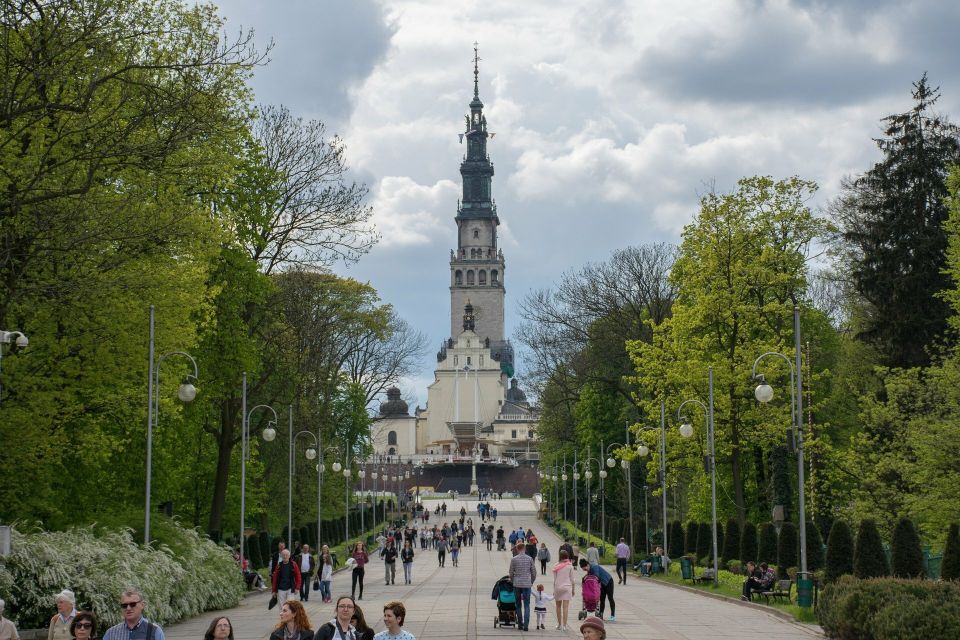 Czestochowa: Jasna Góra Monastery Full-Day Tour From Krakow - Highlights of the Tour