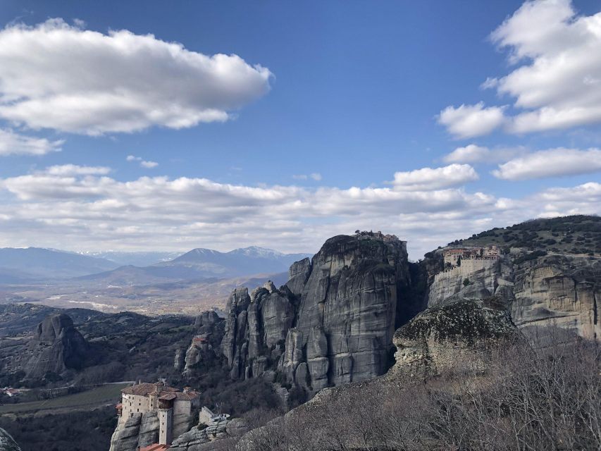 Delphi & Meteora 2-Day Private Tour With Great Lunch&Drinks - Itinerary Highlights