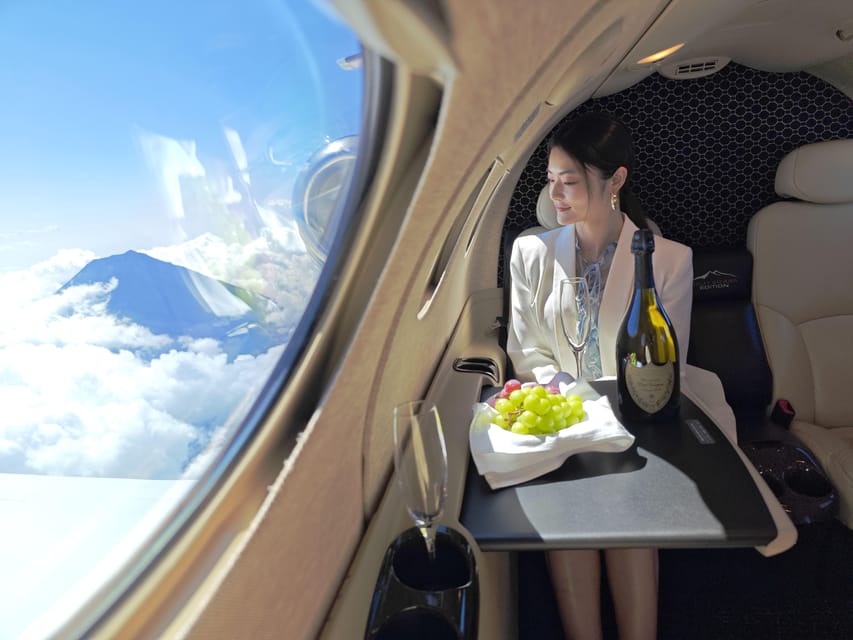 【Tokyo to Osaka】Japan Domestic Private Jet Transfer - Booking and Payment