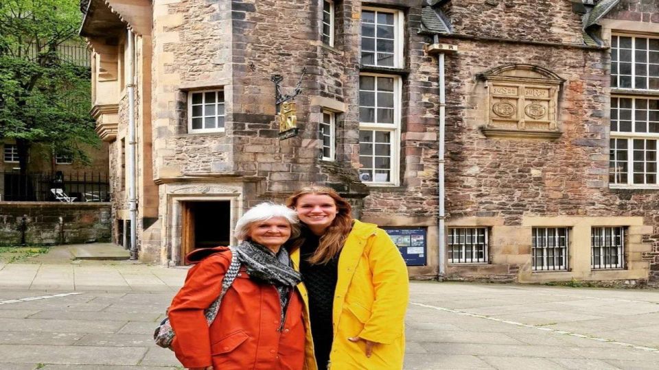 Edinburgh Castle & Royal Mile: Highlights - Walking the Iconic Royal Mile