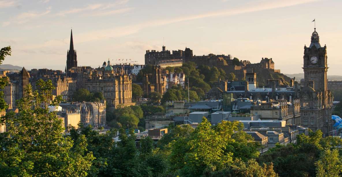 Edinburgh: Express Walk With a Local in 60 Minutes - Highlights